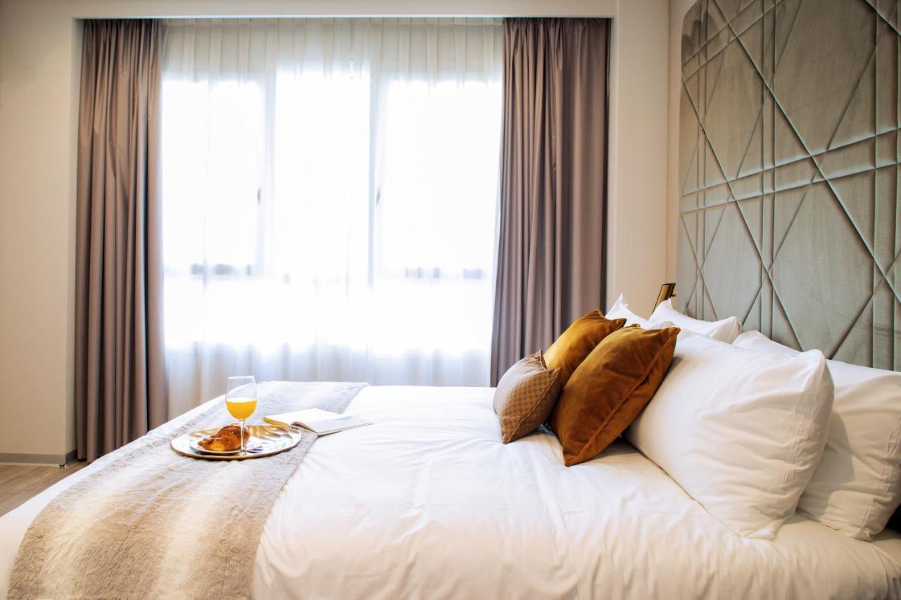Voghe Premium Flats Aparthotel บาเลนเซีย ภายนอก รูปภาพ